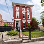Suite Near Downtown Louisville, Ky - Suite IX